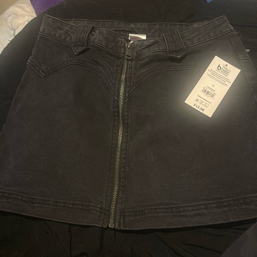 black jean skirt size 5